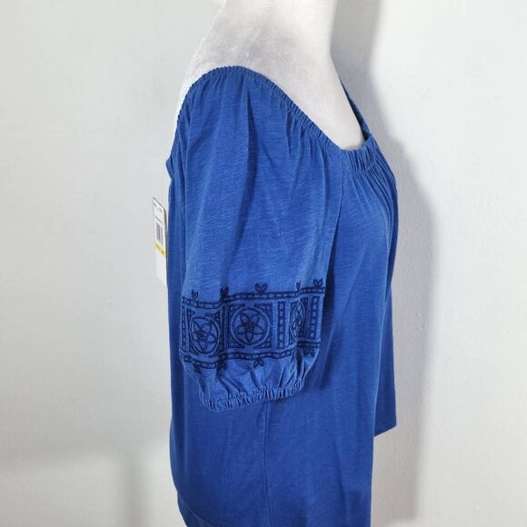 Mason & Belle Blue Knit Top with Embroidered Puffy Sleeves NWT Size Medium - Picture 4 of 10